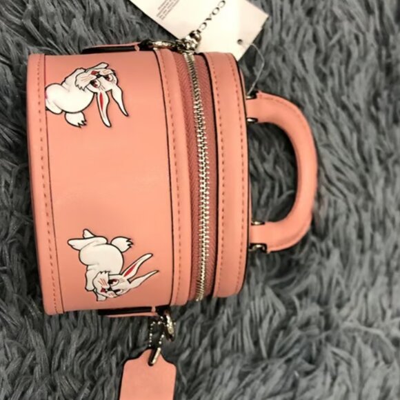 New Coach Original CN596 Trail Crossbody 12 in Rabbit Print Women Crossbody - Picture 1 of 5